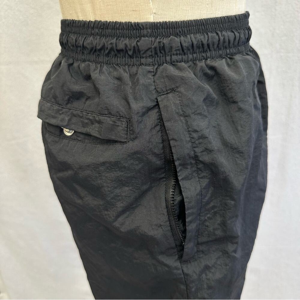 Champion‎ vintage 90s black nylon gym track shorts pockets mesh lined size small - Picture 7 of 14